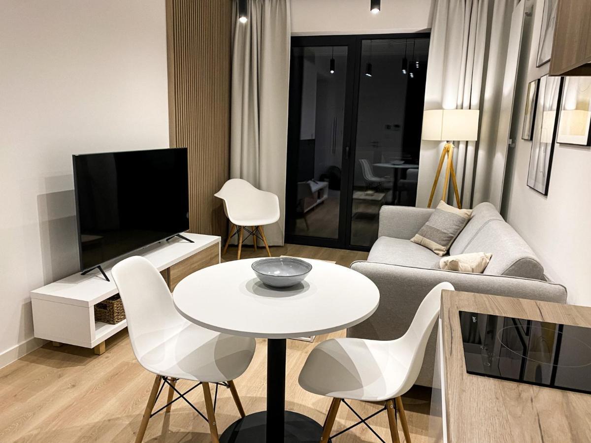 O! Shellter Apartment Luxury By Oskar Рогово Екстериор снимка